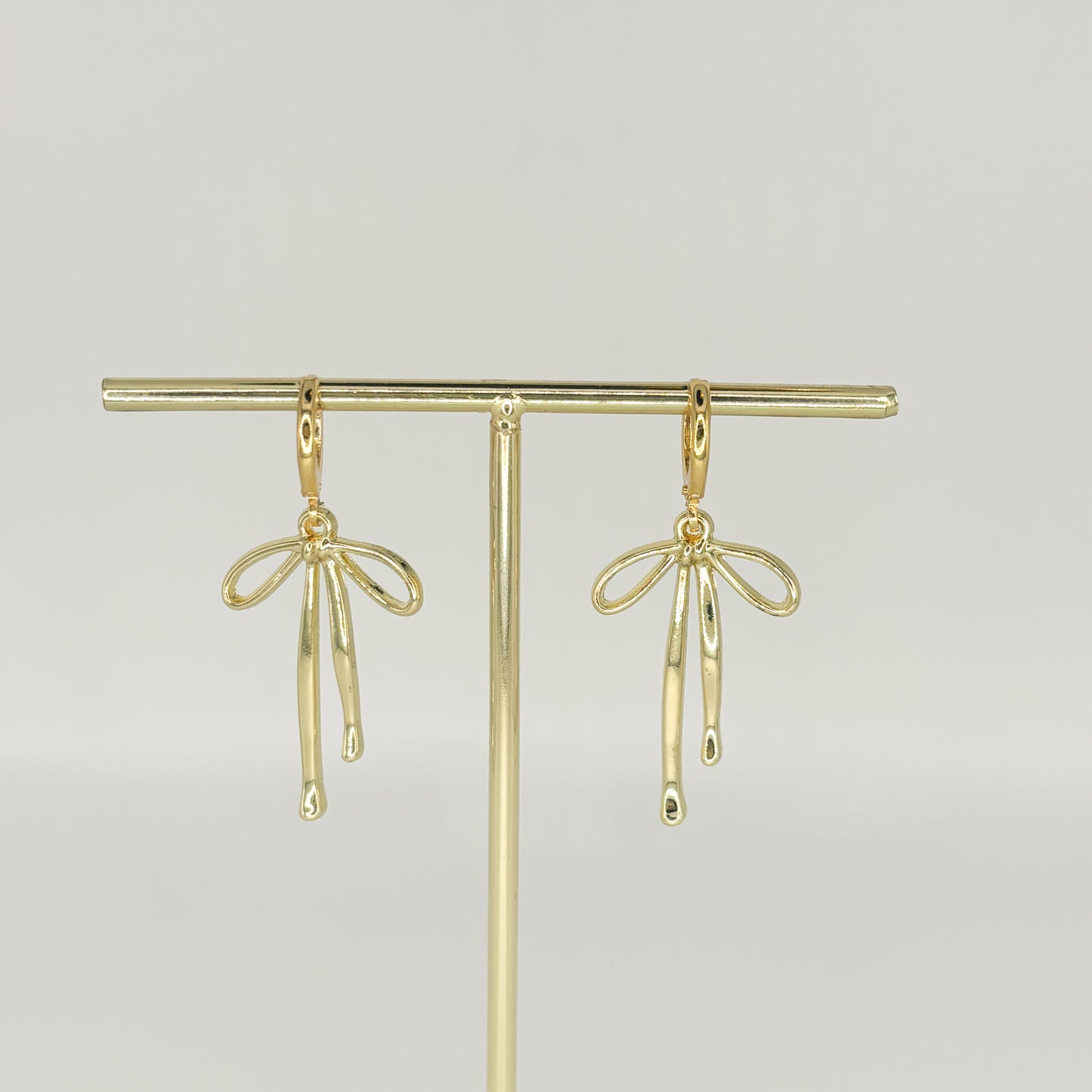 gold bow earrings
